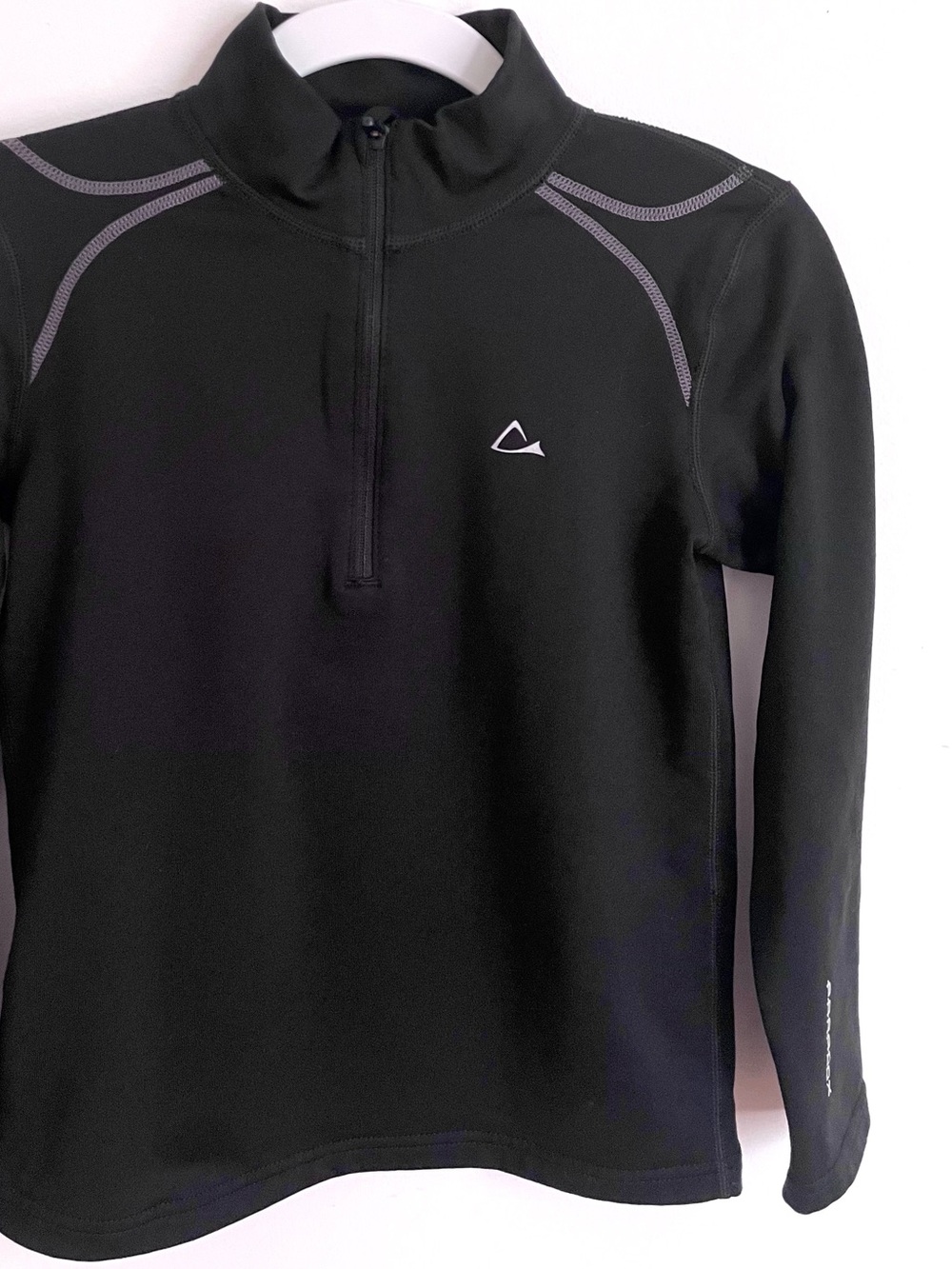 $8 💥Like New Base Layer Drirelease Performance Athletic Fleecy Inner Sweatshirt